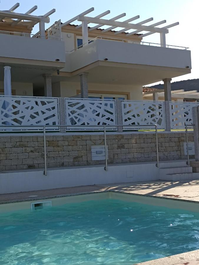 Welcomely - White Terrace - Condominio Acqualife Cannigione Bagian luar foto